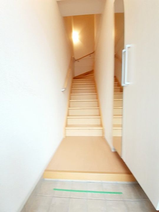 ミルト近見 IIの玄関