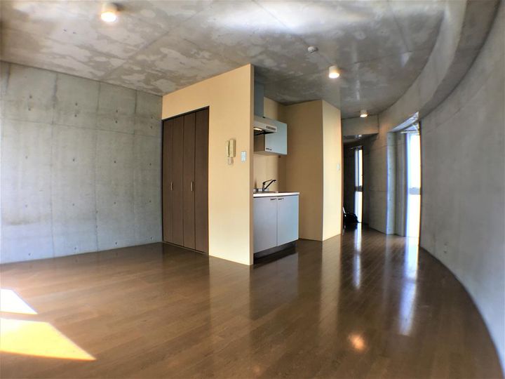 アルトジャルダンIIの居間