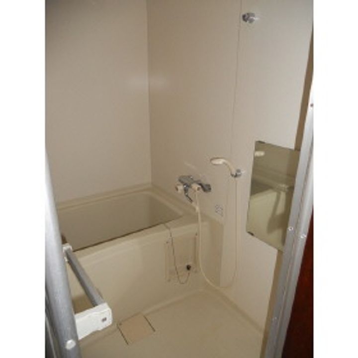 コーポレーション都南の風呂