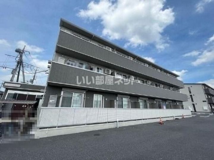 D-roomBusiness小山の外観