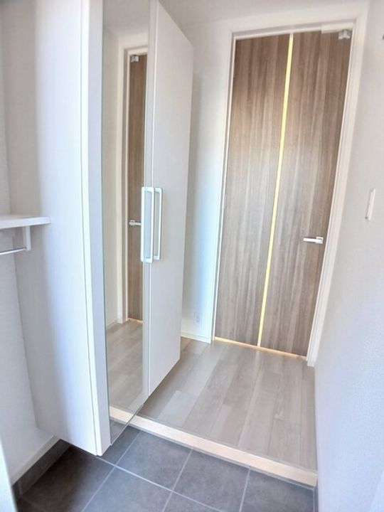 新潟県柏崎市半田3(アパート)の賃貸物件の玄関