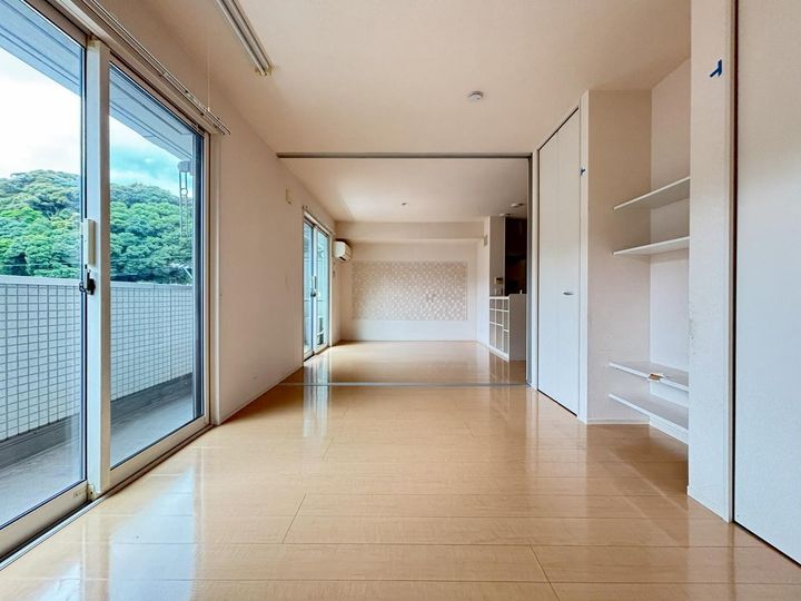 シェリエ立岩の居間