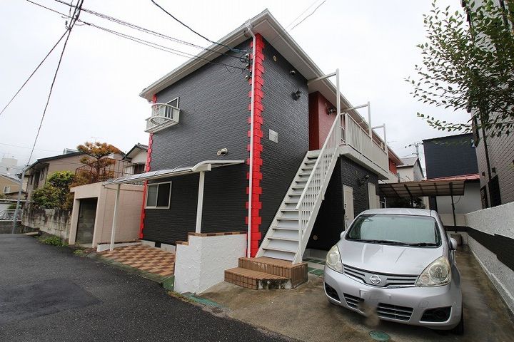 カーサ本町の外観