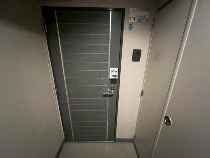 エステムコート神戸・県庁前の玄関