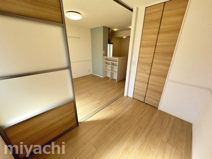 徳島県徳島市庄町2(マンション)の賃貸物件の居間