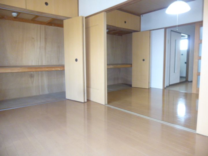 ヒロ・レジデンス柏木の居間