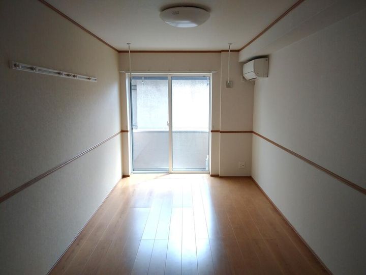 Sunny Bloom(サニーブルーム)の居間