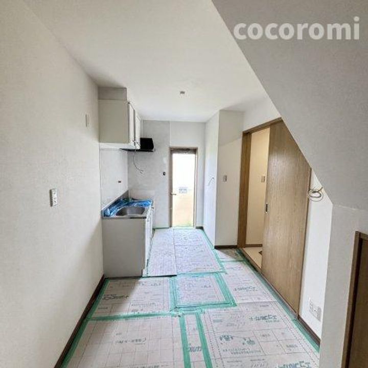 大阪府枚方市堂山3(一戸建)の賃貸物件の居間