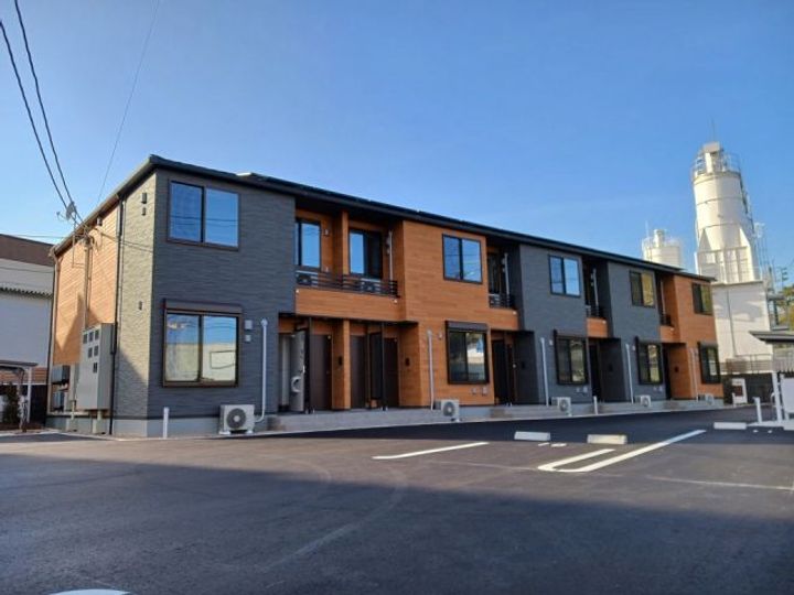 リコリス・アズの外観