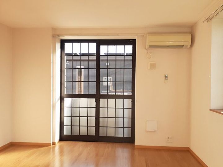 シャルマン・ドゥ・ヴィラAの居間