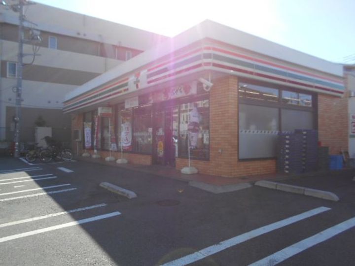 マルベリーファームIIの周辺