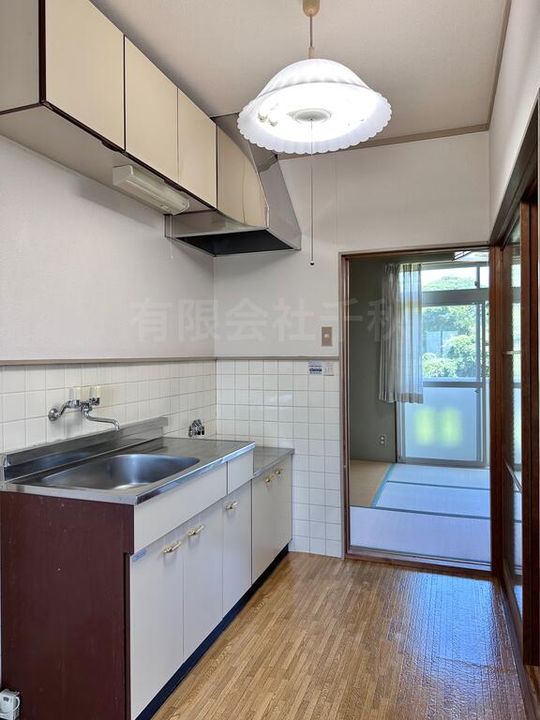 ホワイトハイツのキッチン