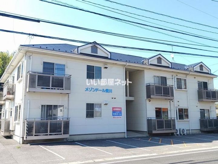 メゾンドール斐川の外観