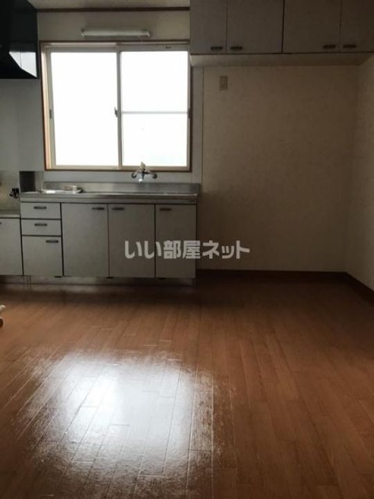 メゾンドール斐川の居間