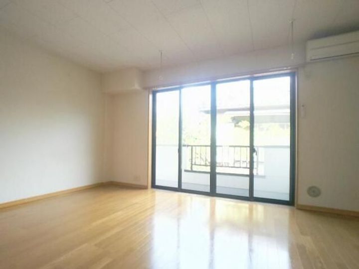 エーデルハイムの居間