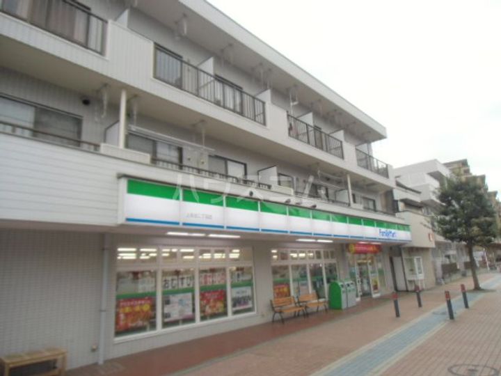 ユナイト芹ヶ谷アゾレスの周辺