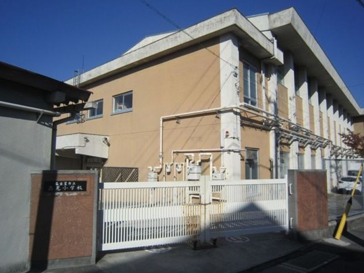 コモド覚王山の周辺