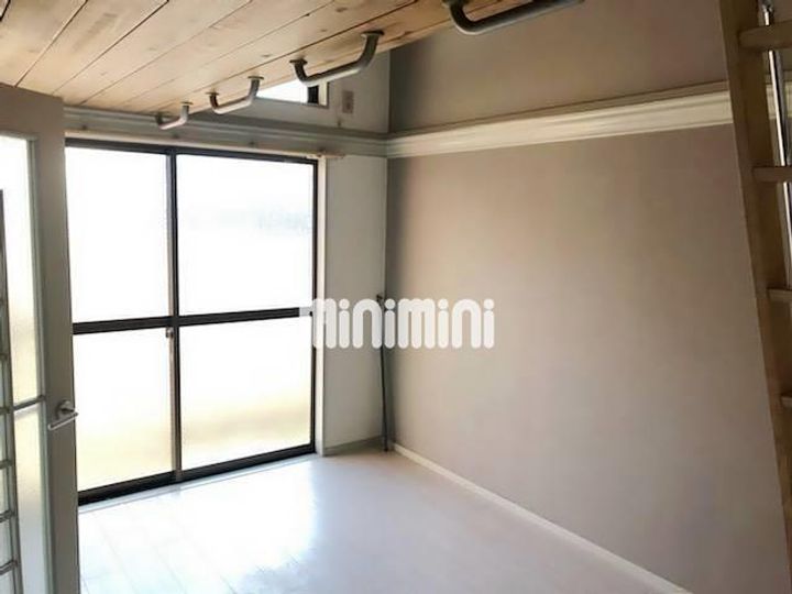 ファインコートKの居間