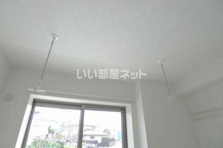 アルフラットの内装