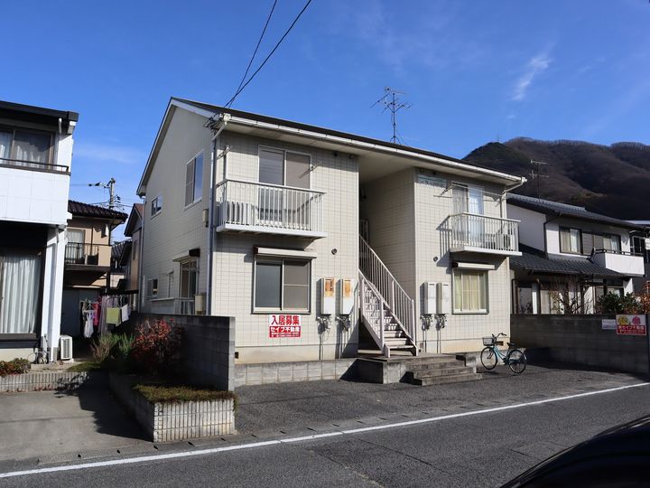 岡山県玉野市八浜町見石(アパート)の賃貸物件の外観