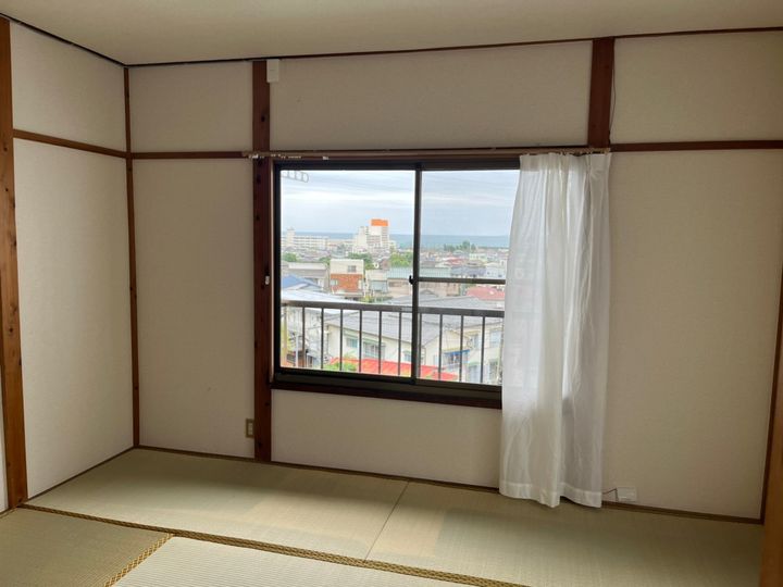 ハイツワタナベIIの居間