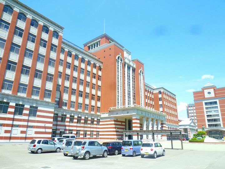 スカイヒルズ青山 Aの周辺