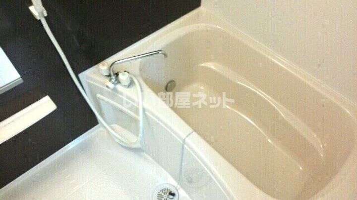 グラント ジェルメ弐番館の風呂