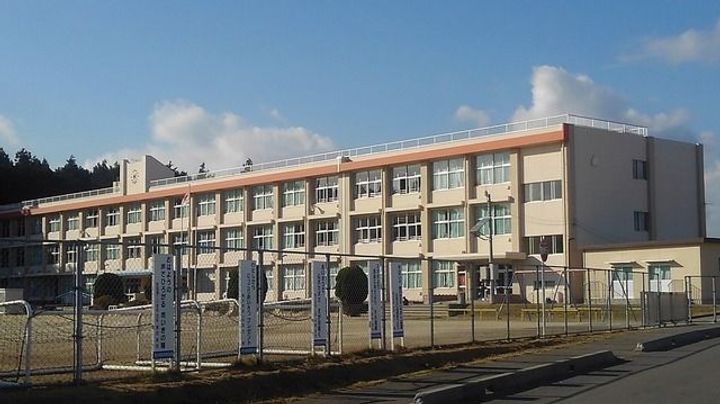 スプリングベルの周辺