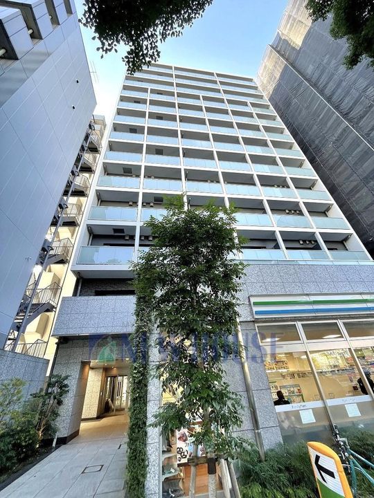 クロスレジデンス飯田橋の外観