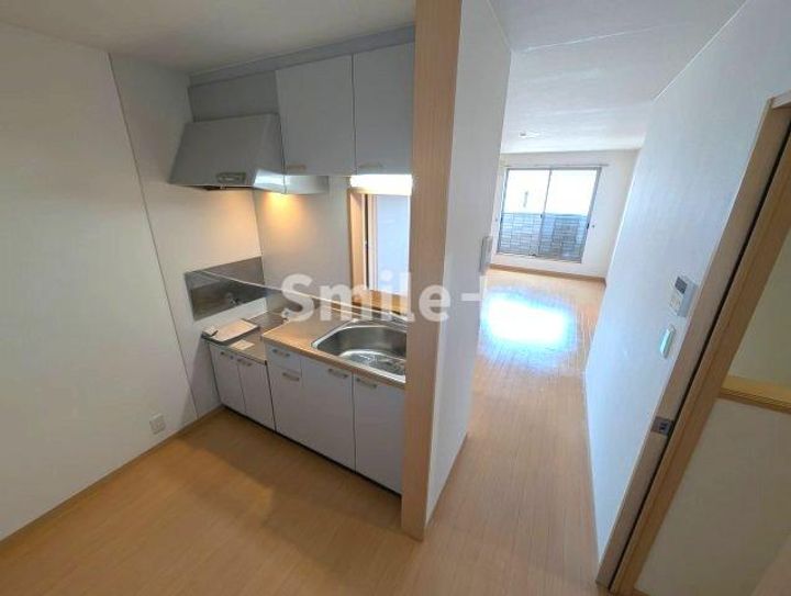 ハピネスBの居間