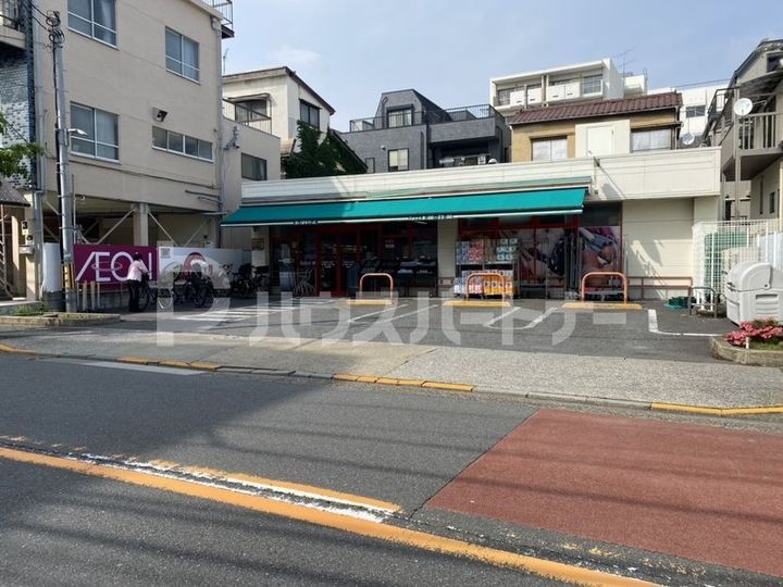 PolykatoikiaNの周辺