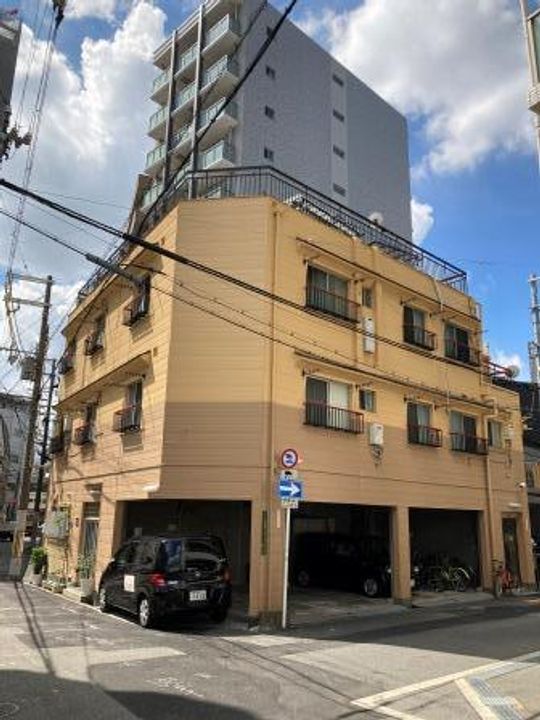 音羽マンションの外観