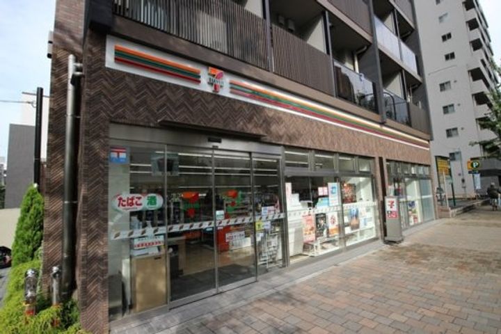 コムレット新宿の周辺