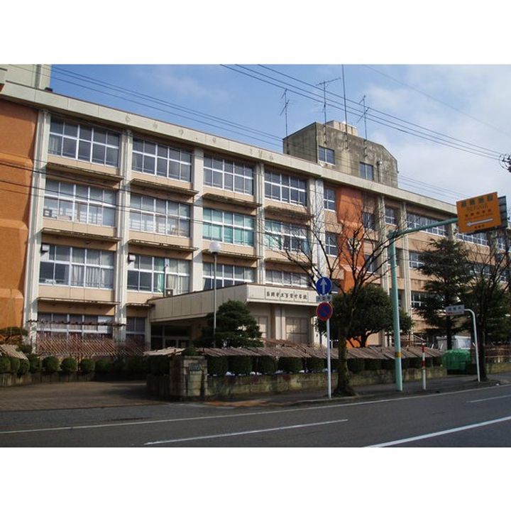 富山県高岡市東上関(一戸建)の賃貸物件の周辺