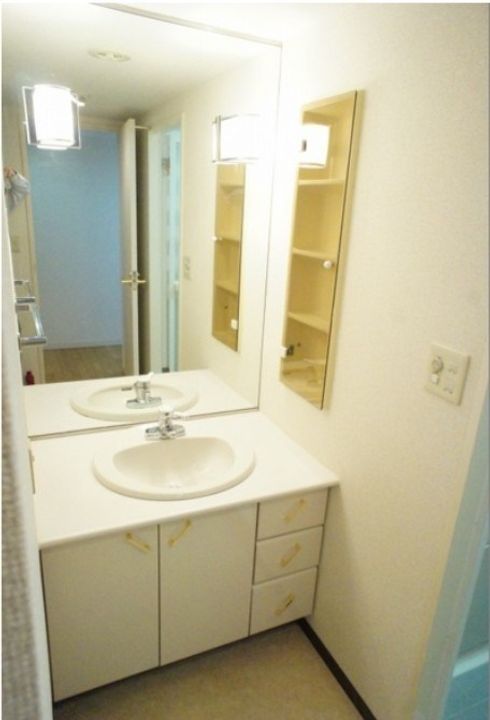 東京都練馬区春日町5(マンション)の賃貸物件の内装