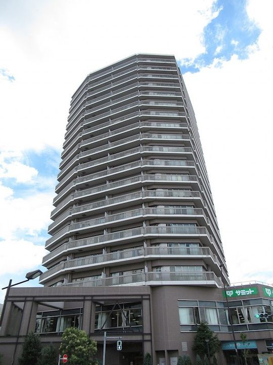 東京都練馬区春日町5(マンション)の賃貸物件の外観