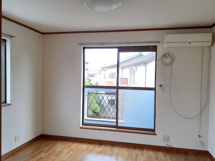 マリーンハイツの居間