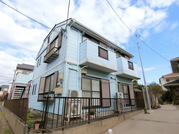 マリーンハイツの外観