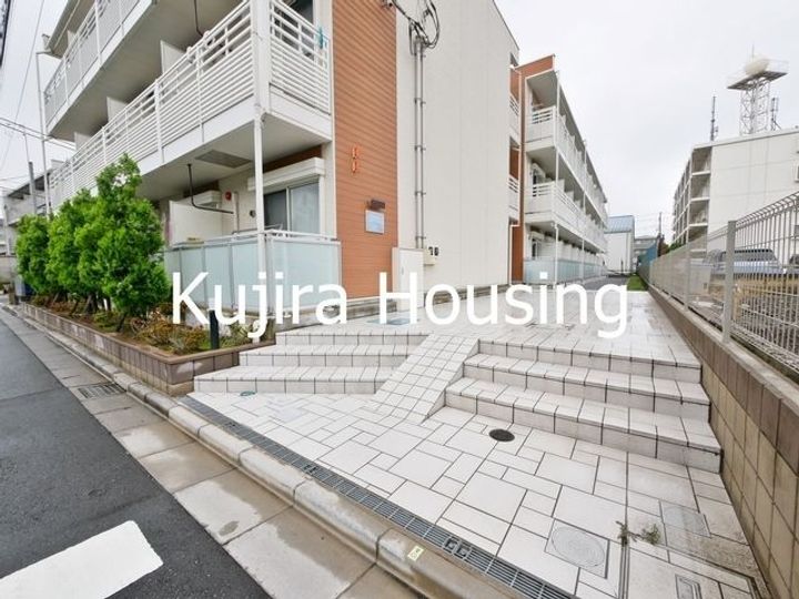 埼玉県川口市南町1(マンション)の賃貸物件の地図