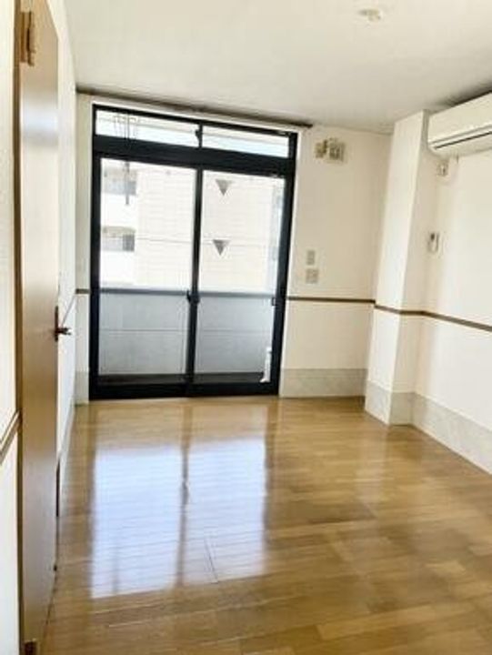 スマイルIIの玄関