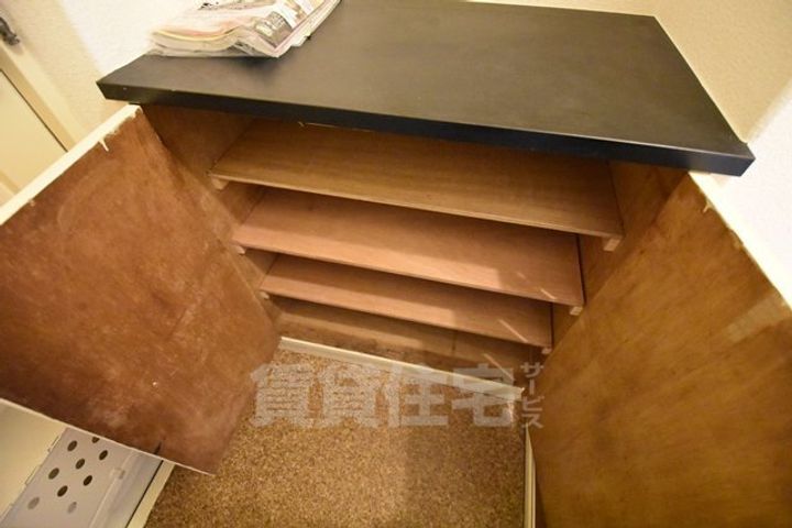 北烏山ヒミコマンションの玄関