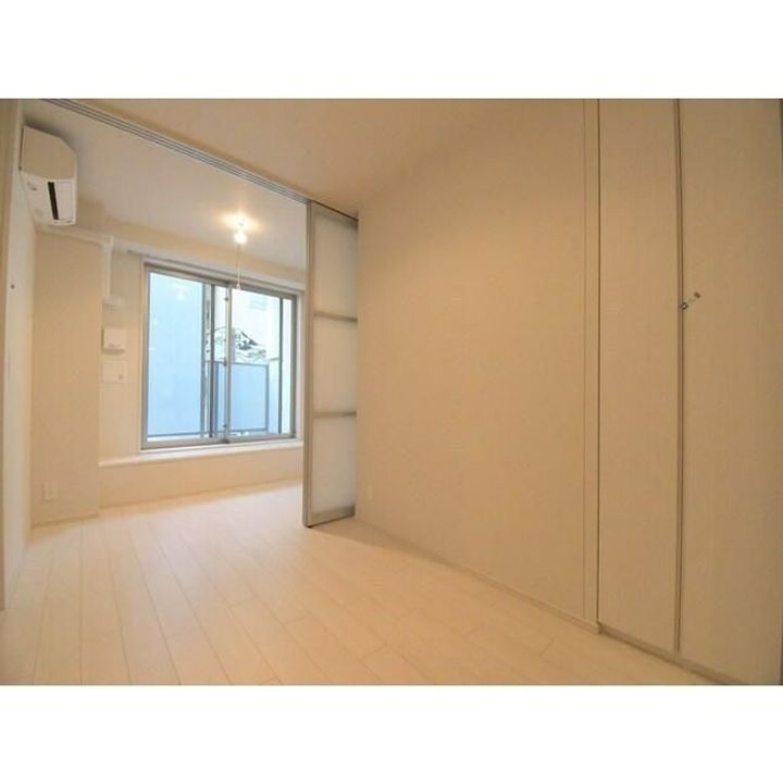 ラクレイス横濱関内の居間