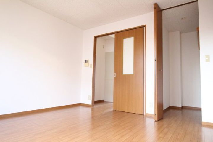 岡山県岡山市東区楢原(アパート)の賃貸物件の居間