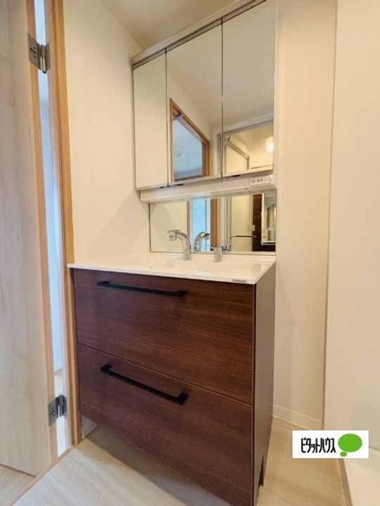 オーパスホームズ白山の内装