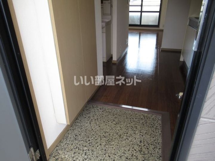 グランデュア21の玄関