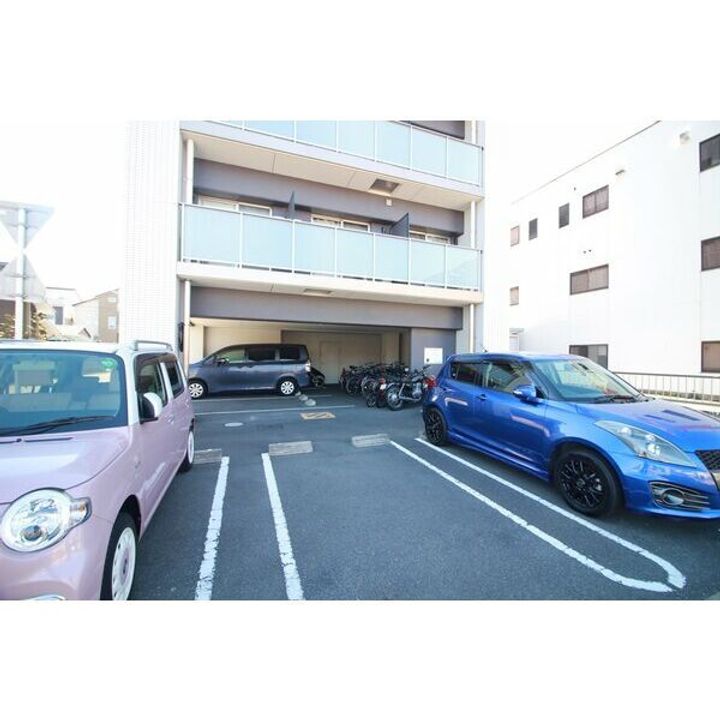 グランデ六番町の地図
