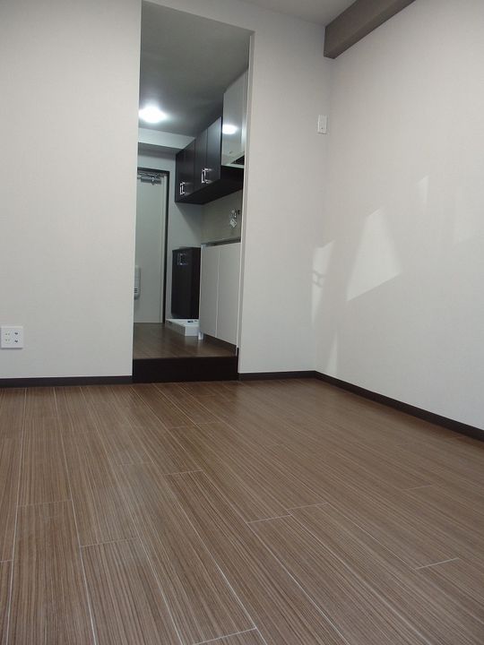 小柳ビルの居間