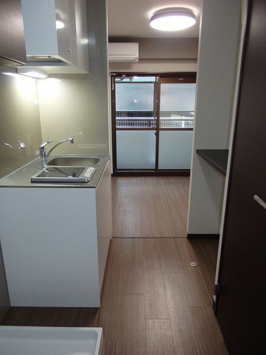 小柳ビルのキッチン