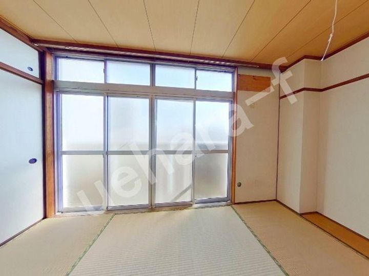 丸福ビルの内装