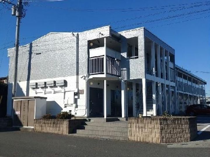 レオパレスクレインベールIIの外観